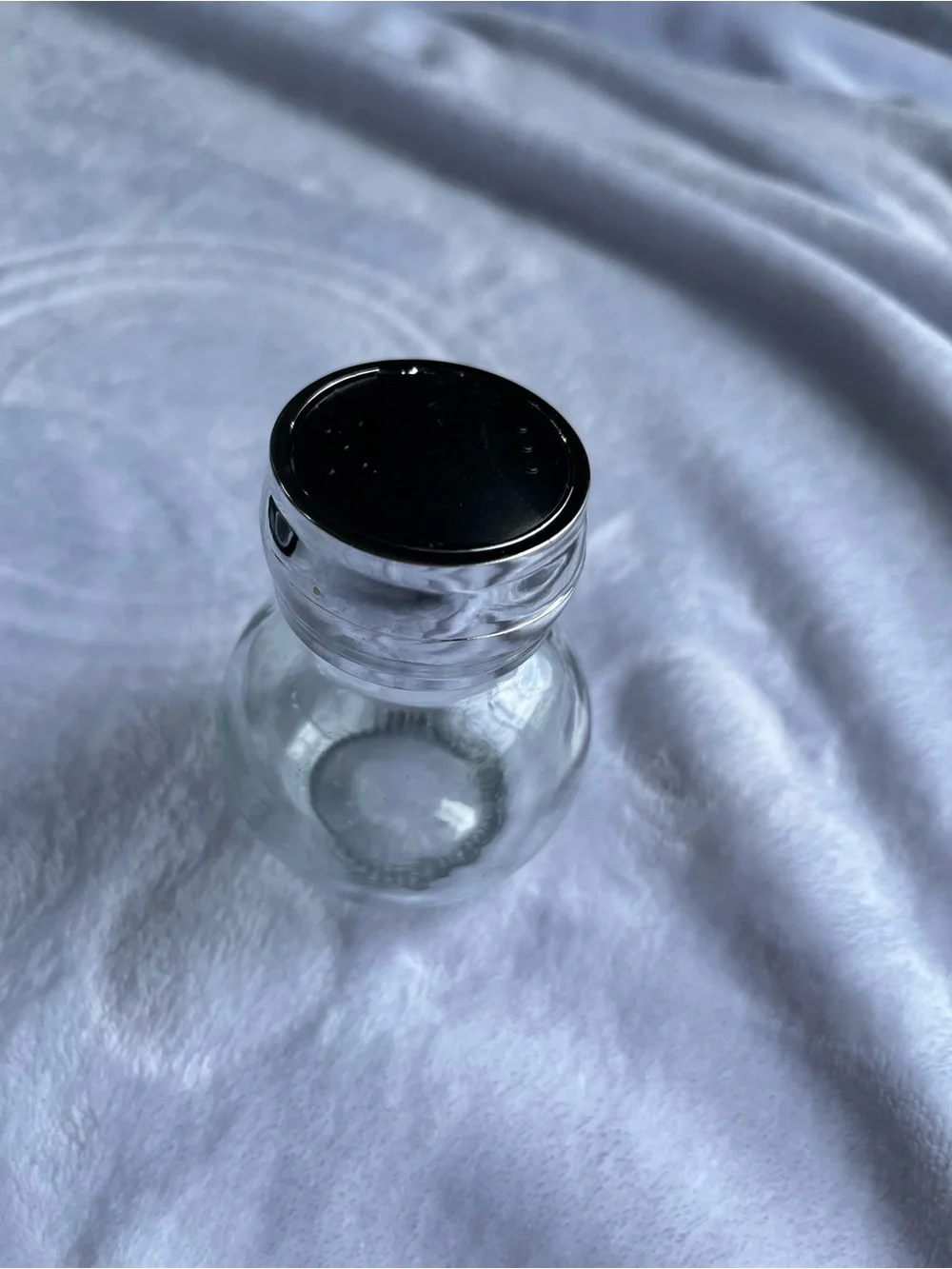 Black Rotating Spice Rack Set with Glass Jars - Sleek Kitchen Organizer-NWT